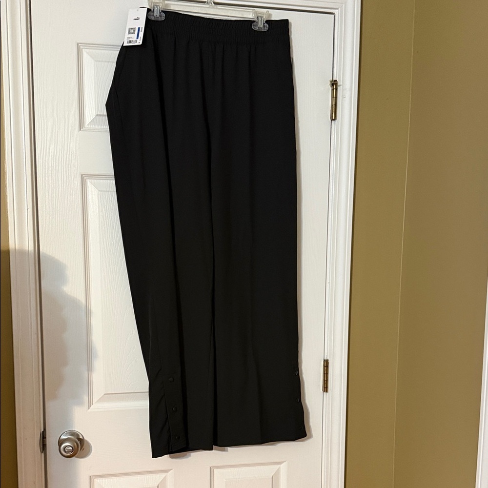 Black straight Leg Puma Pants XL
